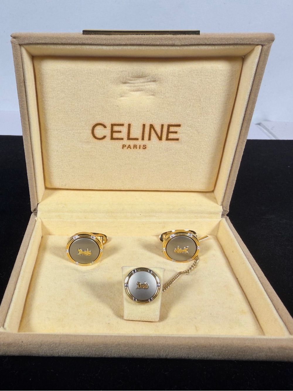 9003: Vintage Celine Paris Horse Carriage Cufflinks & Tie Tack Set with Box